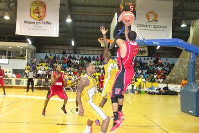 Clube Desportivo 1º de Agosto - Basquetebol: D´Agosto vence confronto entre  militares antes do jogo com o Petro