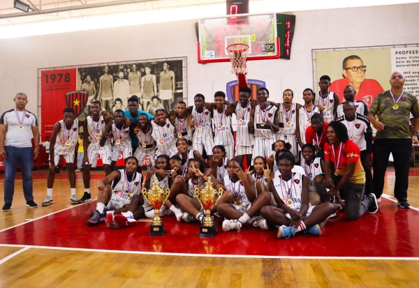 D´Agosto Campeão provincial de basquetebol Cadetes em ambos os sexos