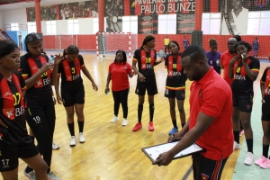 1• D’Agosto recebe Petro de Luanda no Paulo Bunze