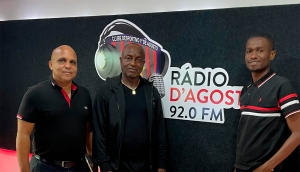 Muanza Teca revisita memórias e deixa conselhos aos novos talentos em entrevista à Rádio D’Agosto