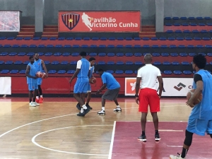 D’Agosto prepara provincial de basquetebol